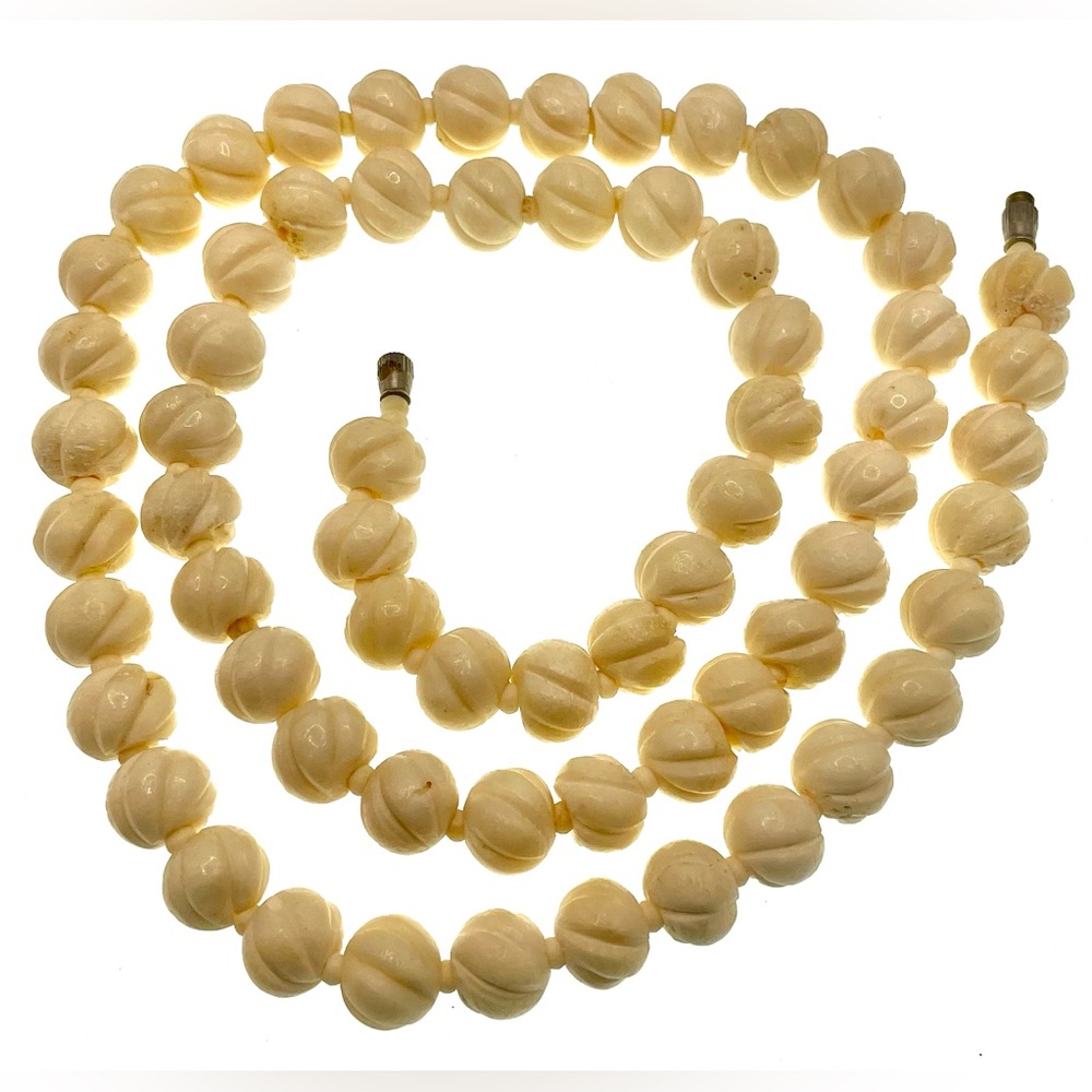 Vintage Carved Cream Colored Celluloid Beaded Necklace